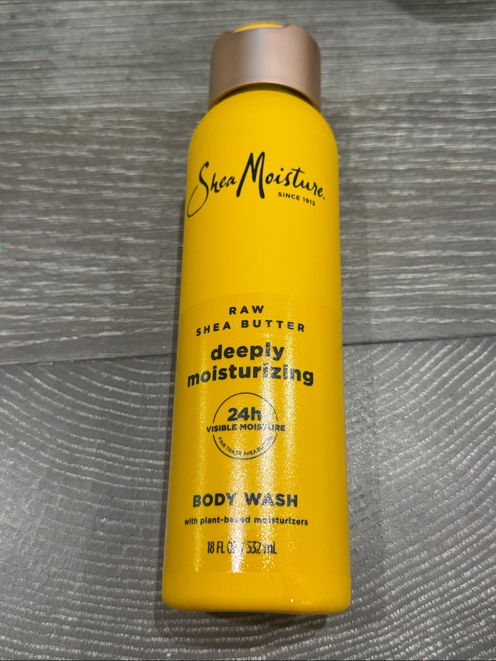 NWT Shea Moisture Raw Shea Butter Deeply Moisturizing plant-based Body Wash